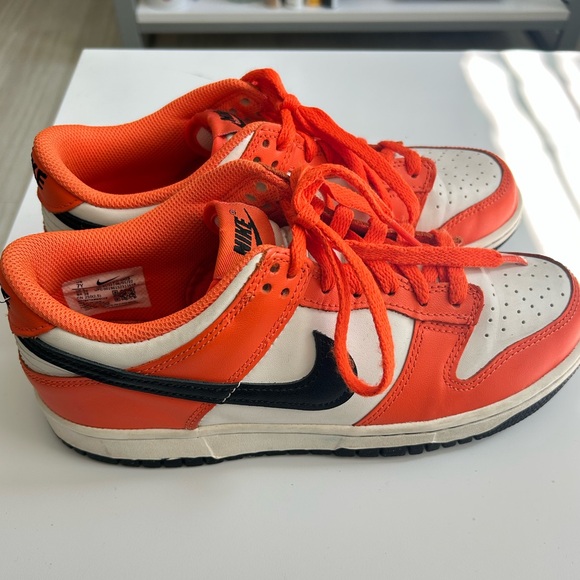 orange and black dunk lows - Picture 4 of 6